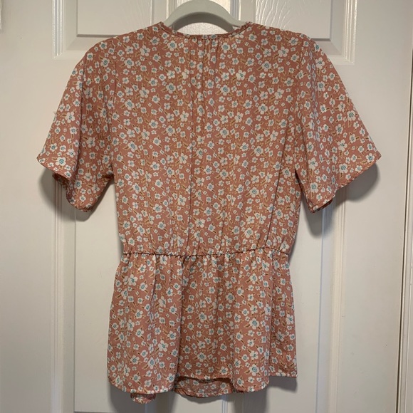 Sienna Sky Blouse with Wrap Around Tie & Flutter Sleeves - Size M - Picture 8 of 8